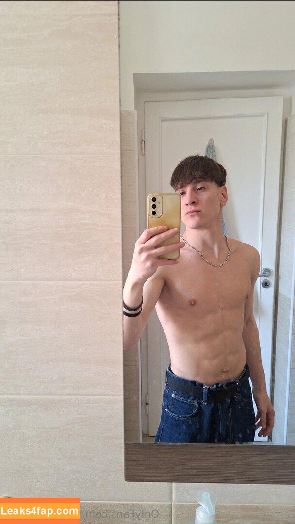 francescodinoi /  leaked photo photo #0027