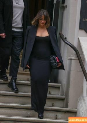 Frankie Bridge photo #0071
