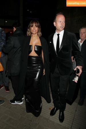 Frankie Bridge photo #0150