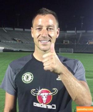 Frankie Bridge photo #0191