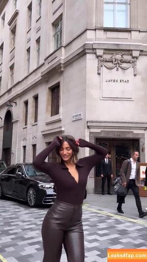 Frankie Bridge photo #0203