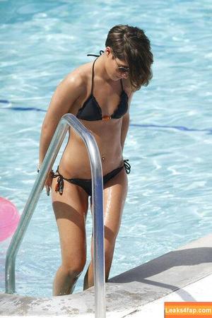 Frankie Bridge photo #0473