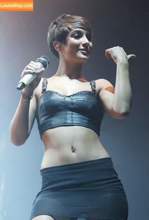Frankie Bridge photo #0525