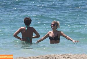 Frankie Bridge photo #0558