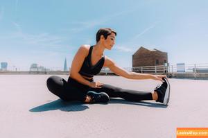 Frankie Bridge photo #0883