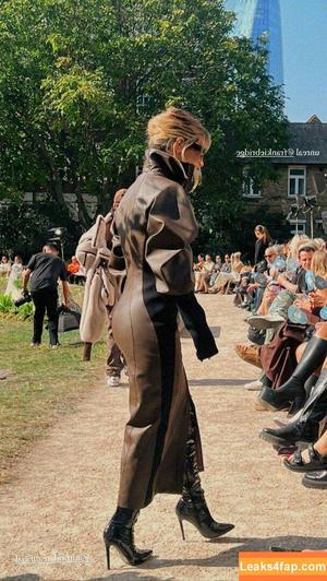 Frankie Bridge photo #1249