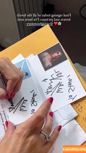 Frankie Bridge photo #1254