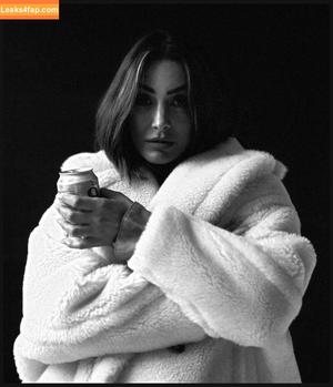 Frankie Bridge photo #1547