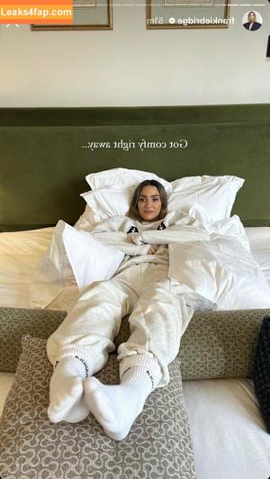 Frankie Bridge photo #1678