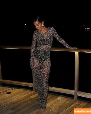 Frankie Bridge photo #1801