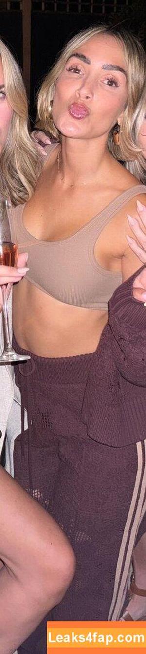 Frankie Bridge photo #2673