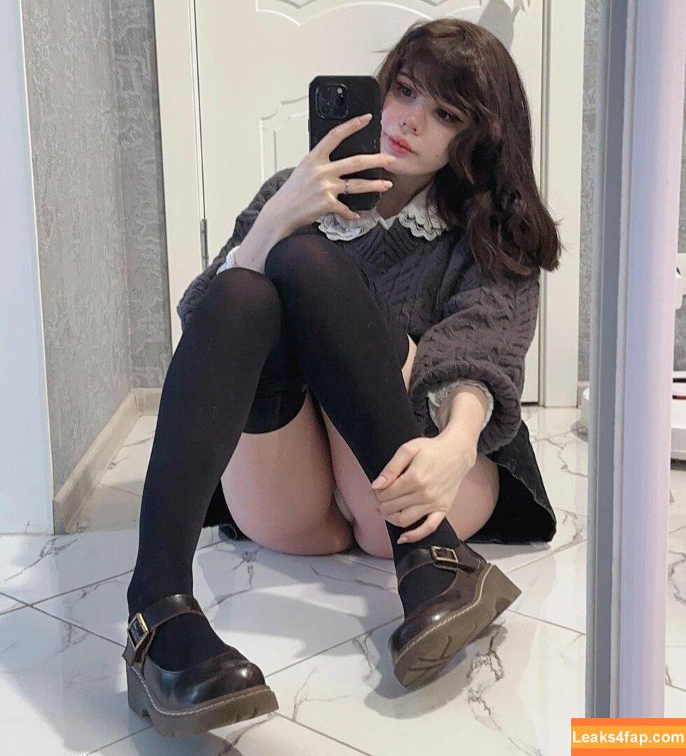 frauleinmilk / https: / suisai.uwu / suisaiuwu leaked photo photo #0680