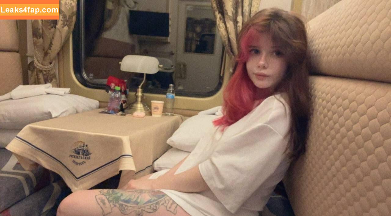 frauleinmilk / https: / suisai.uwu / suisaiuwu leaked photo photo #0687