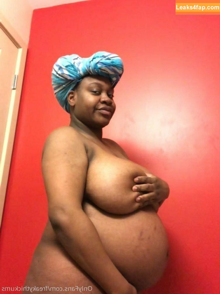 freakythickums / freaky_thickums leaked photo photo #0023