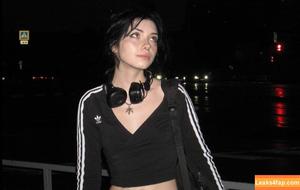 freckled_spike photo #0006