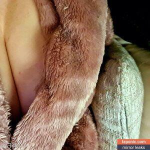 free-of-model photo #0077