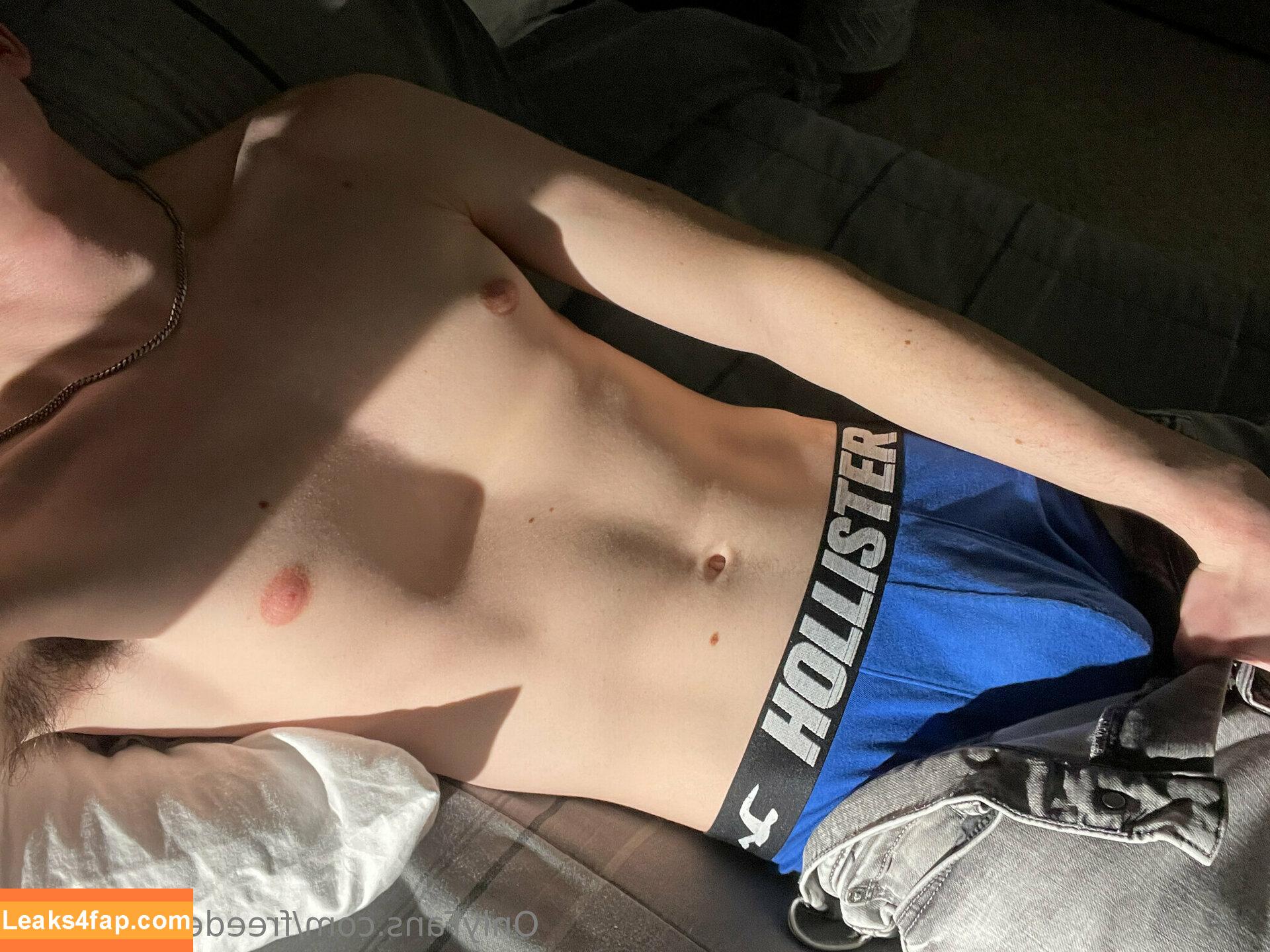 freedevinholtxxx /  leaked photo photo #0001