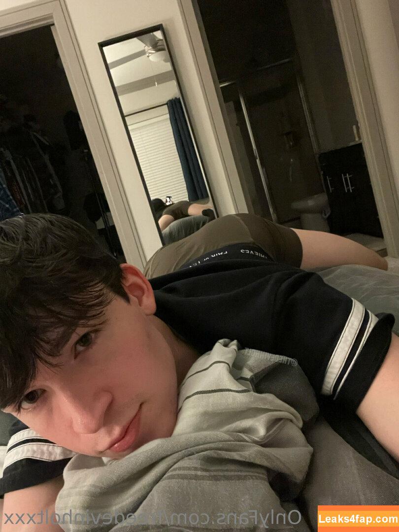 freedevinholtxxx /  leaked photo photo #0019