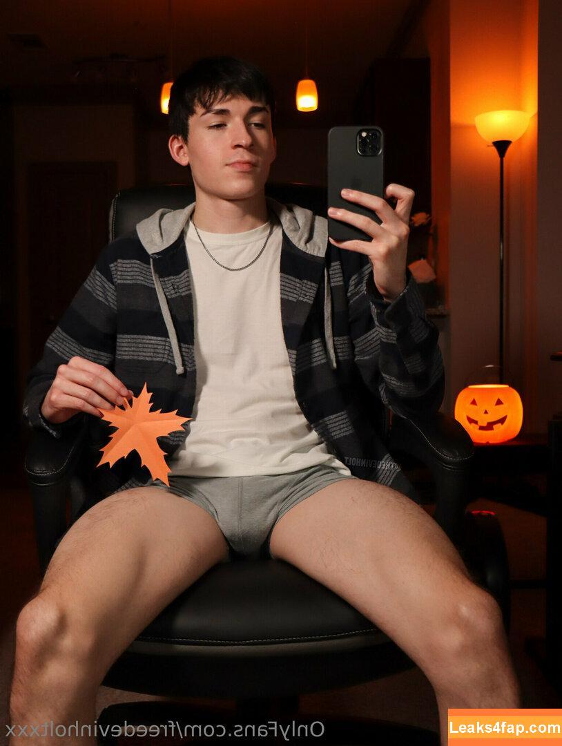 freedevinholtxxx /  leaked photo photo #0024