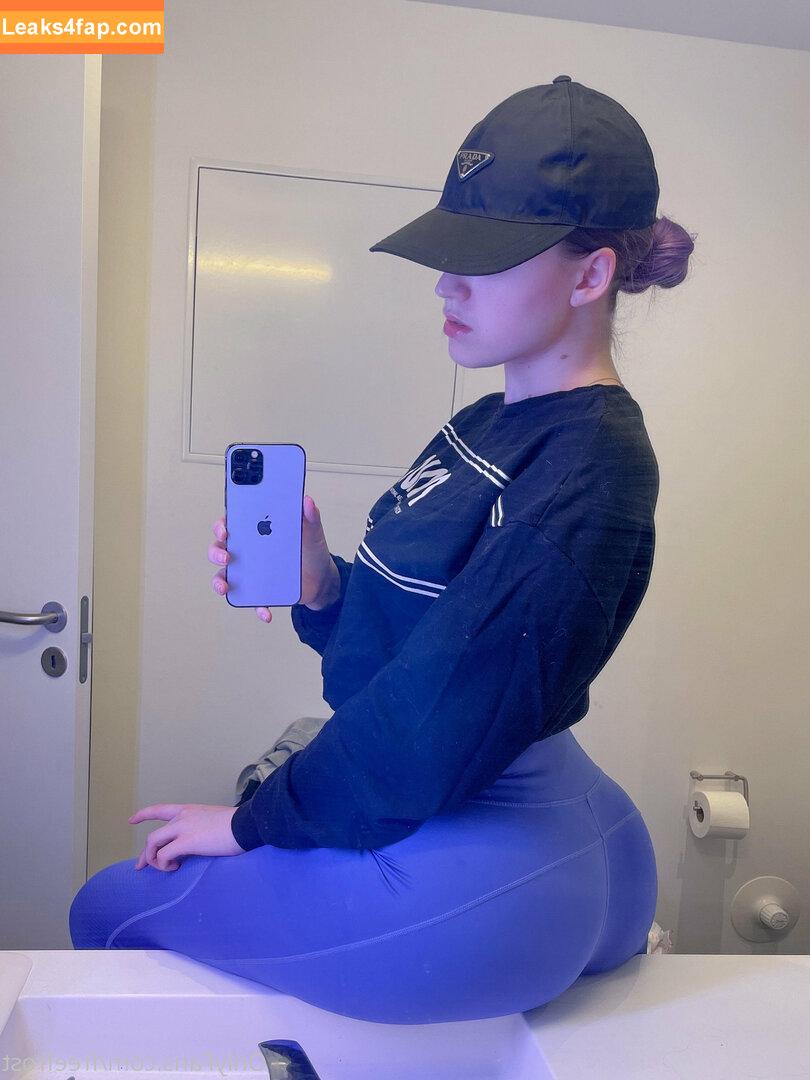 freefrost / frost2sechs leaked photo photo #0003