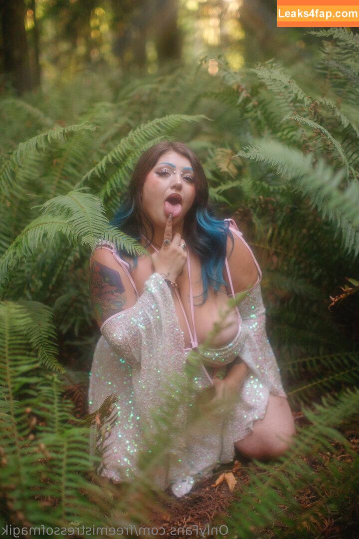 freemistressofmagik /  leaked photo photo #0027
