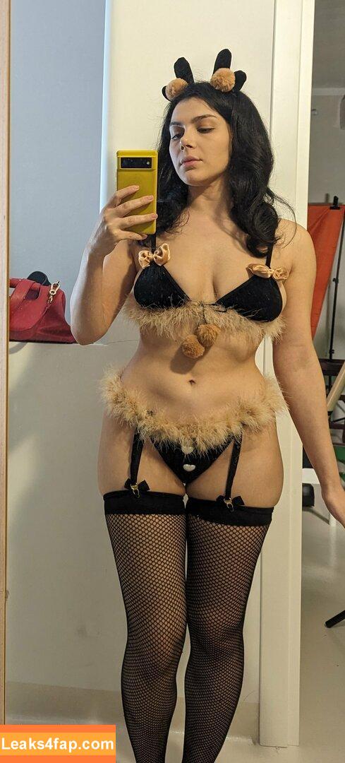 freenappi / instavalentinanappi leaked photo photo #0134