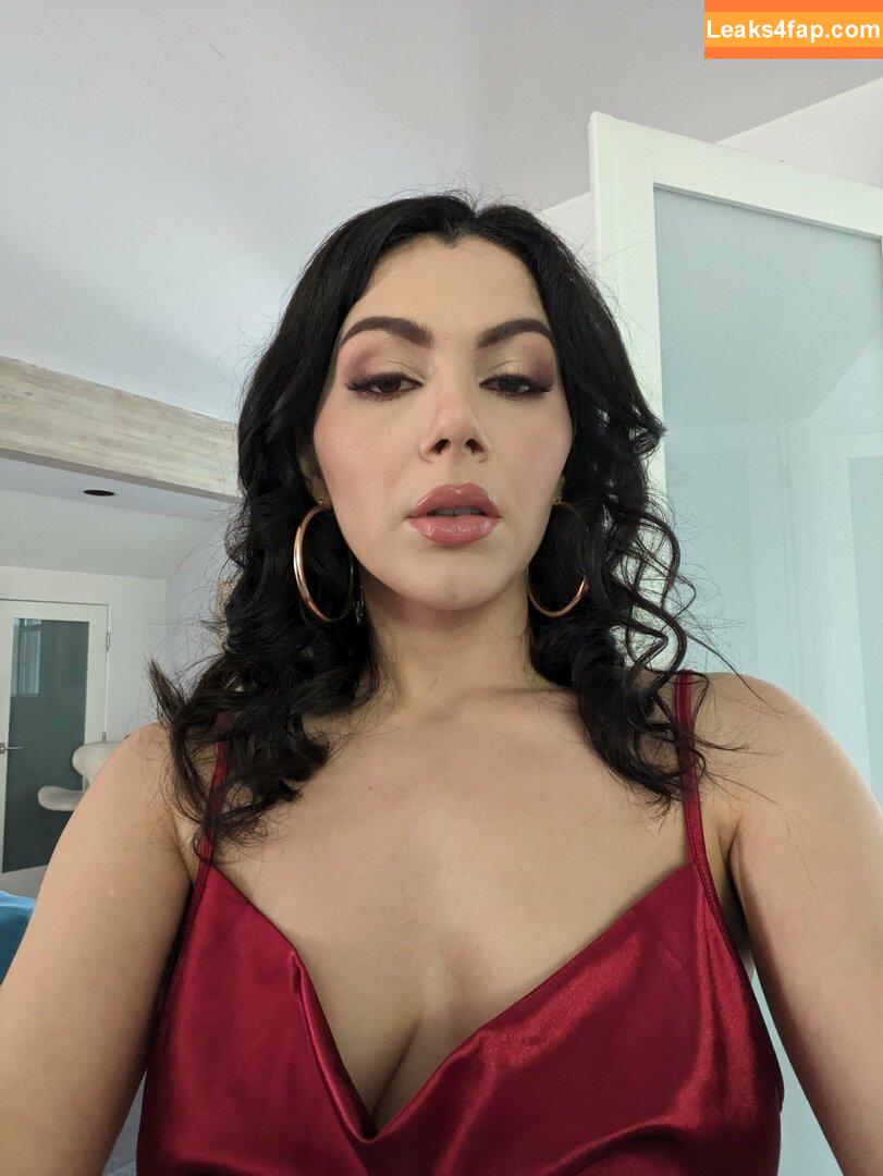 freenappi / instavalentinanappi leaked photo photo #0149