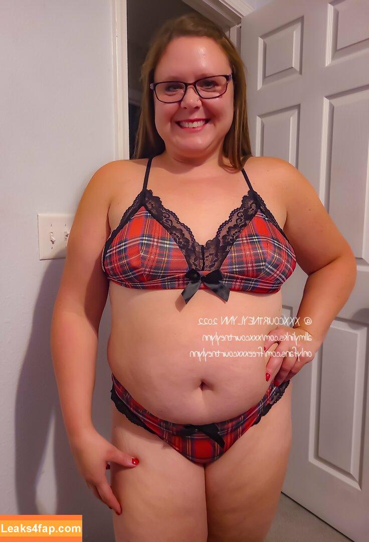 freexxxcourtneylynn / itscourtneyhellen leaked photo photo #0069