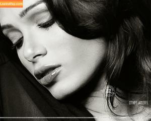 Freida Pinto фото #0001