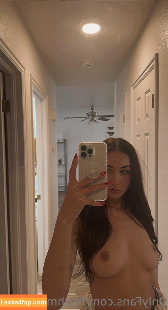 freshmenashley / heyitsmenashly leaked photo photo #0026