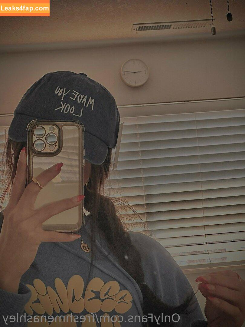 freshmenashley / heyitsmenashly leaked photo photo #0085