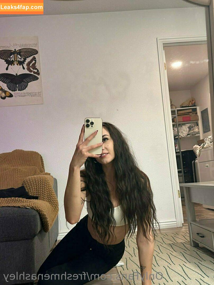 freshmenashley / heyitsmenashly leaked photo photo #0211