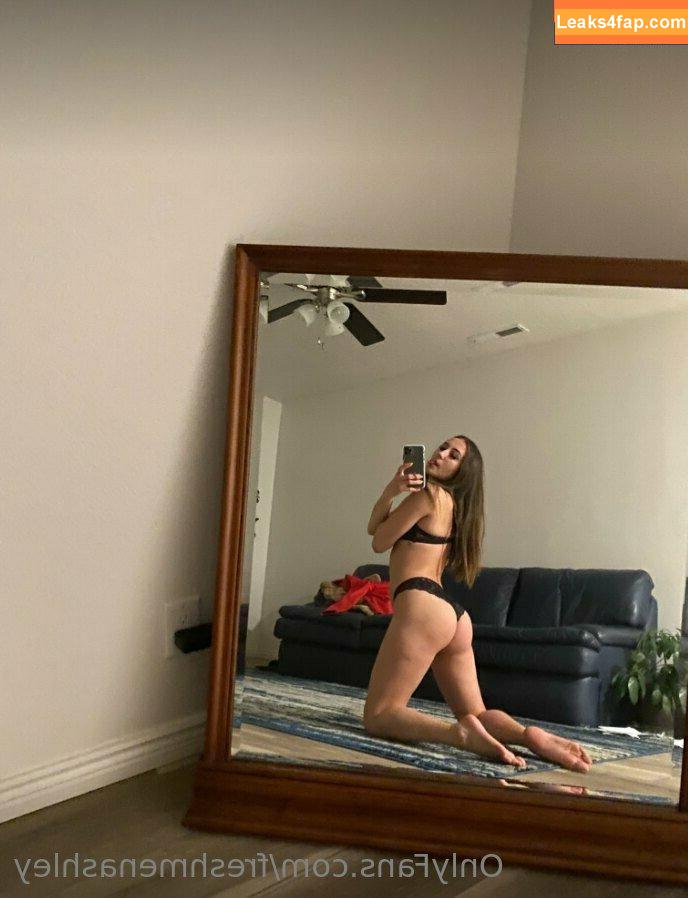 freshmenashley / heyitsmenashly leaked photo photo #0253