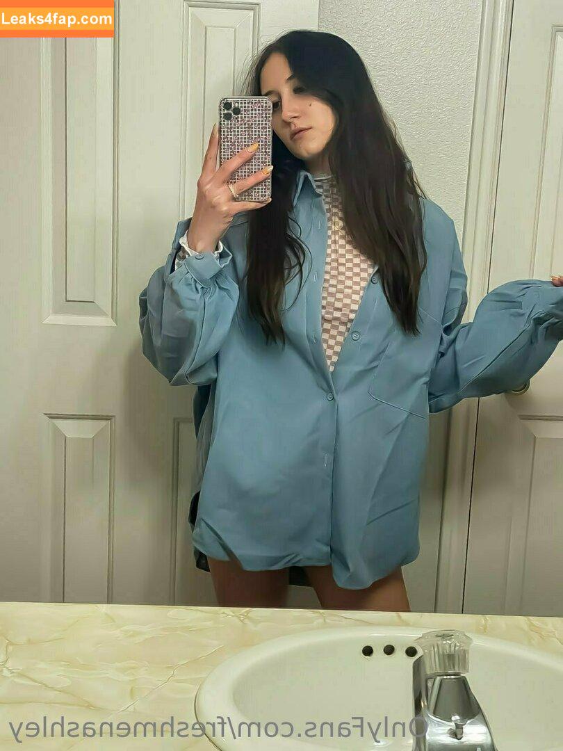 freshmenashley / heyitsmenashly leaked photo photo #0285