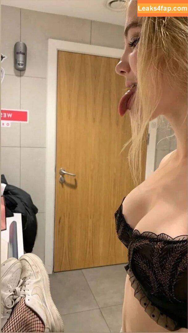 Freya Allan / Ciri / freyaallan / freyaallann leaked photo photo #0023