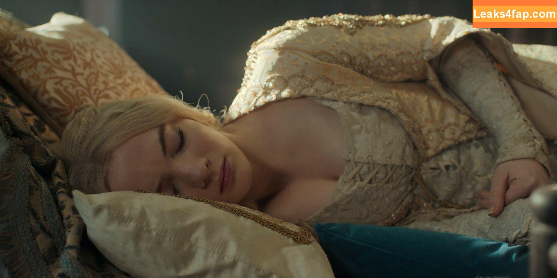 Freya Allan / Ciri / freyaallan / freyaallann leaked photo photo #0106