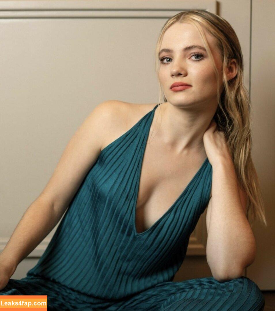 Freya Allan / Ciri / freyaallan / freyaallann leaked photo photo #0107