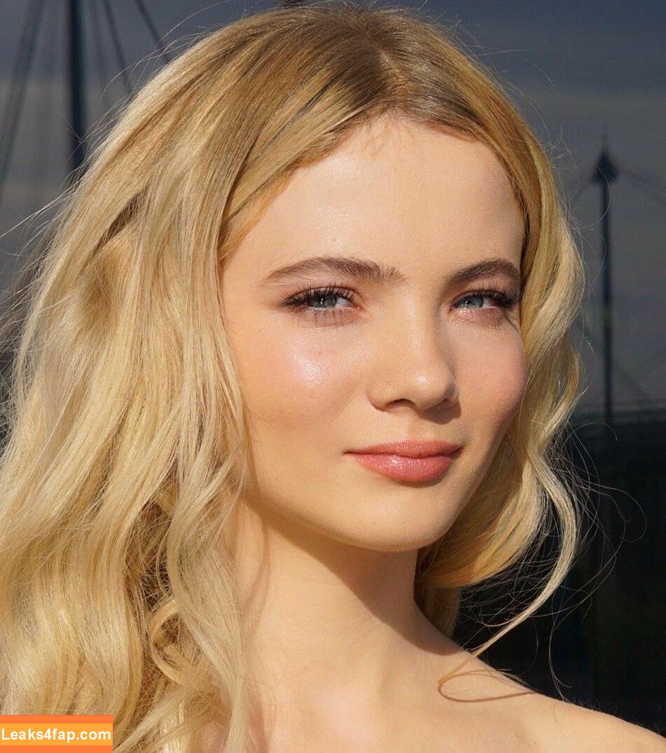 Freya Allan / Ciri / freyaallan / freyaallann leaked photo photo #0257