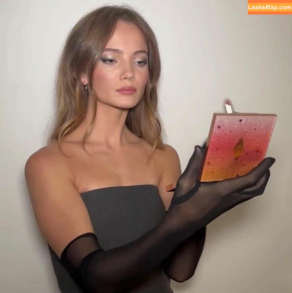 Freya Allan / Ciri / freyaallan / freyaallann leaked photo photo #0280