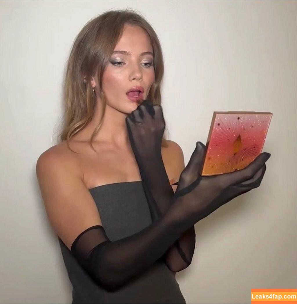 Freya Allan / Ciri / freyaallan / freyaallann leaked photo photo #0281