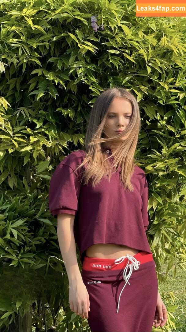 Freya Allan / Ciri / freyaallan / freyaallann leaked photo photo #0462