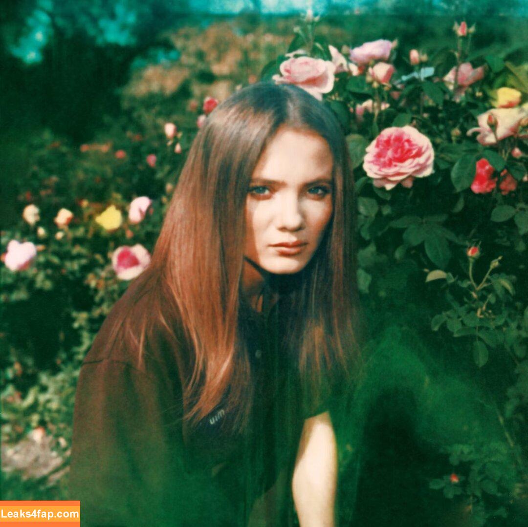 Freya Allan / Ciri / freyaallan / freyaallann leaked photo photo #0565