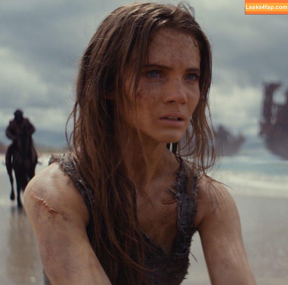 Freya Allan / Ciri / freyaallan / freyaallann leaked photo photo #0697