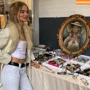 Freya Allan photo #0056