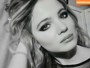 Freya Allan photo #0095