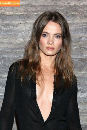Freya Allan photo #0382