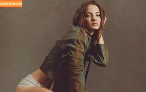 Freya Allan photo #0564