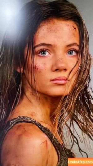 Freya Allan photo #0598