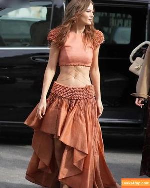 Freya Allan photo #0627