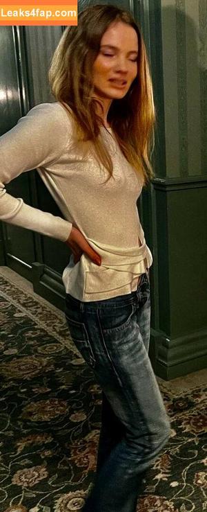 Freya Allan photo #0644